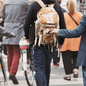 Man gets pickpocketed